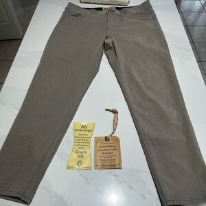 Democracy Taupe Jeans with Ab Technology - Sz 12